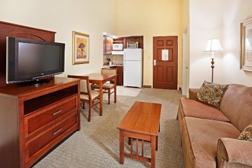 Staybridge Suites-Knoxville Oak Ridge image 3